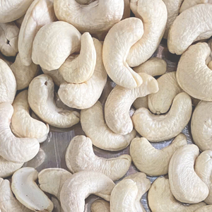 Noix de cajou brutes du Vietnam directement de l'usine WW180 WW240 WW320 LP avec emballage personnalisé 4,7% d'humidité Durée de conservation de 2 ans - Product Image 1