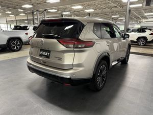 2025 Ni-ssannn Rogue Platinum AWD มือสอง - Product Image 2