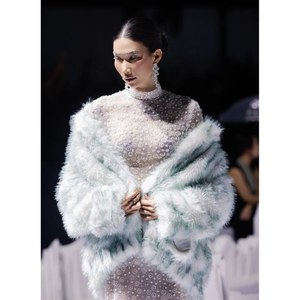 เสื้อสูทแขนยาวคอปกสีทึบสำหรับผู้หญิงเสื้อโค้ทแฟชั่นสไตล์สำนักงานที่หรูหราผู้จัดจำหน่ายจากเวียดนาม - Product Image 3