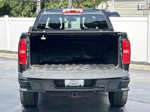 CHEVROLET COLO-RA-DO Z71 2022, CABINA DOBLE, TRACCIÓN EN LAS 4 RUEDAS, VOLANTE A LA IZQUIERDA - Product Image 2