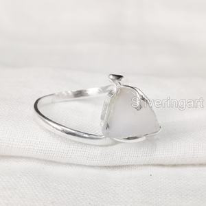 Joyería de piedra en bruto, anillo para mujer, piedra preciosa Natural cruda de cuarzo rosa, piedra natal de abril, banda de Punta cruzada, anillo de Plata de Ley 925 - Product Image 3