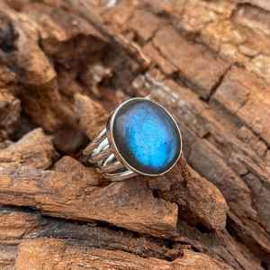 Bague statement en labradorite, faite à la main, en argent sterling 925, pierre précieuse unique, bijou tendance, cadeau pour femmes et hommes - Product Image 6