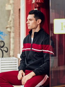 Conjunto Deportivo para Hombre, Ropa Deportiva para Gimnasio, Sudadera con Capucha y Pantalones Deportivos, Ropa Deportiva para Correr, Logotipo Personalizado - Product Image 4