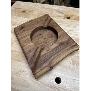 Cendrier en bois lisse de qualité supérieure avec un design carré de style américain, taille personnalisée pour une décoration intérieure élégante et une utilisation en extérieur - Product Image 1