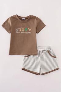 Ensemble short brodé marron God's Country pour enfants – Tenue décontractée élégante d'été avec haut à motif uni en Spandex/Coton confortable - Product Image 2