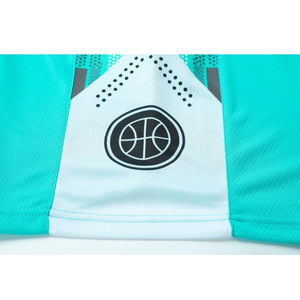 เสื้อบาสเก็ตบอลผ้าเนื้อนุ่มแบบขายส่ง แบบกลับด้านได้ สั่งทำได้ตามต้องการ พร้อมสกรีนลายสำหรับฝึกซ้อม ชุดบาสเก็ตบอล เสื้อเจอร์ซีย์แบบสั่งทำ - Product Image 2