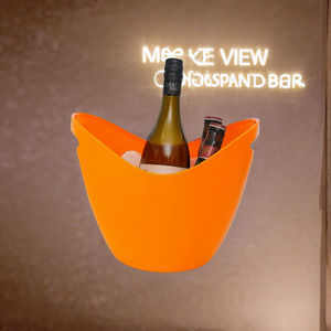 Seau à vin en plastique écologique sans BPA 5L Translucide Rouge Forme de bateau Moderne pour les baignoires, les boîtes de nuit, les restaurants, le service VIP - Product Image 4