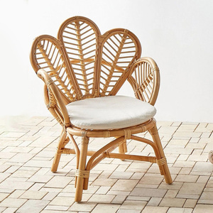 Sillas de cumpleaños para niños, suministro de fábrica, venta al por mayor, silla infantil de ratán hecha a mano para fiestas y eventos - Product Image 1