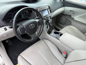 Toyota Venza XLE LHD Usado 2015 - Product Image 4