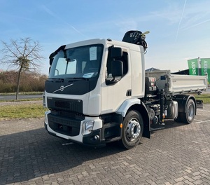 Camión de Carga Usado VOLVO FE 320 2022 con Grúa 4x2 Automático Diésel Euro 5 para Construcción y Transporte - Product Image 1