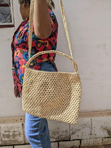 Bolso Tote de Rafia Tejido a Mano, Bordado, Ecológico, Bolso de Playa de Verano, Cierre Abierto, Forro de Algodón, AikoHandicraft para Primavera - Product Image 3