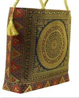 Sac fourre-tout décontracté traditionnel en brocart de soie indien brodé, fait main, 10x10 pouces, avec fermeture éclair, pour femme, petit rangement pour bijoux et cadeaux