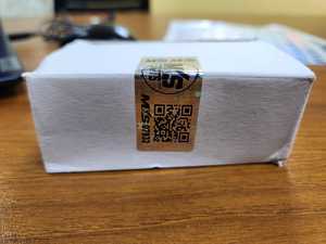 Etiqueta Adhesiva PET Holográfica Plateada con Función de Raspar para Embalaje, Impresión UV/Térmica/Láser/Flexográfica, Código de Barras, Ecológica - Product Image 2