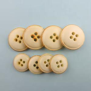 Boutons en os naturel à vendre Os de matière première authentique à vendre Quantité en vrac/Blancs de boutons en os de buffle - Product Image 2