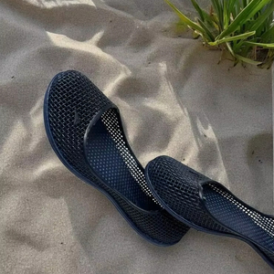 Chaussures aquatiques d'été écologiques à séchage rapide pour femmes doublées de PVC maison à bout fermé pour la plage natation kayak poids léger - Product Image 3