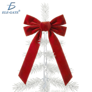 Lazo Decorativo Navideño de Arpillera Roja de 33 x 23 cm, Adorno Festivo para Decoración de Interiores - Product Image 1