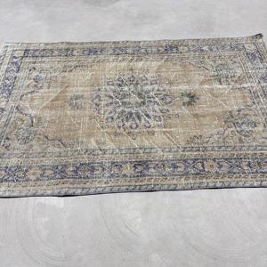 Alfombra Turca, Alfombra Vintage de 4.1x6.5 pies, Alfombra de Lana Azul - Product Image 4