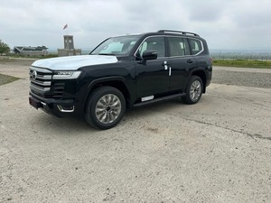 Nuevo SUV LC 300 2026 Negro 4x4 Gasolina con Asientos de Cuero y Techo Panorámico 360 °   Cámara Trasera 3.0l Automática 4WD - Product Image 2