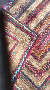 พรมปูในห้องน้ำแบบถักทำจากปอกระเจาถักกันลื่นเป็นมิตรต่อสิ่งแวดล้อมดีไซน์สี่เหลี่ยมผืนผ้ามีลวดลายแอบสแตรกตกแต่งด้วยเครื่องจักร - Product Image 3