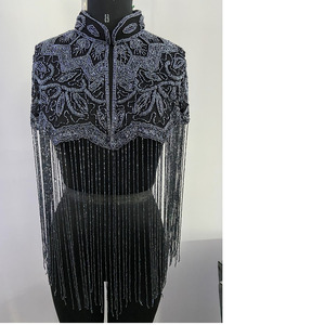 Cape en satin élégante sur mesure avec perles à la main Luxueuse et courte longueur pour les clients de boutique et les revendeurs de vêtements pour le printemps - Product Image 1