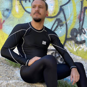 ชุดป้องกันผดผื่นสำหรับผู้ใหญ่ผ้าไนลอนและว่ายน้ำแขนยาวผ้าโพลีเอสเตอร์น้ำหนักเบาออกแบบโลโก้ได้ตามต้องการ - Product Image 6