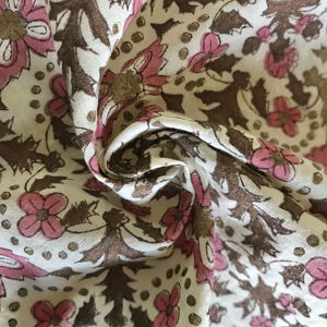 Tela de Algodón Estampada a Mano con Diseño Floral Geométrico Completo |   Textil Étnico Indio Rosa Marrón - Product Image 1