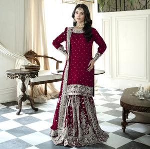 Venta de exportación, conjunto de traje Salwar Kameez paquistaní de declaración de moda elegante para mujer bordada con lentejuelas Premium a la venta - Product Image 1