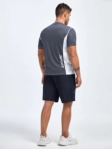 T-shirts pour hommes les plus tendances avec manches courtes à la mode Vêtements d'été de haute qualité 100% coton en vente - Product Image 3