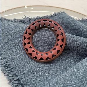 Rond de serviette rond en bois Boho cercle décor de table évidé pour les fêtes de mariage Table à manger de Noël - Product Image 6