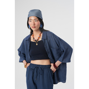 Camicia da donna Indigo 100% lino con maniche e tasca singola, design della collezione Truvakar - Product Image 2