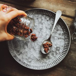 Plateau de service de table galvanisé de forme ronde fait à la main plateau de nourriture plaqué décoratif meilleurs plats et assiettes fournitures - Product Image 1