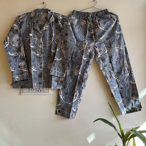 Pijama de algodón transpirable de talla grande para mujer, Conjunto de pijama de algodón suave gris con estampado Floral de animales, traje de noche Sexy cómodo informal - Product Image 1