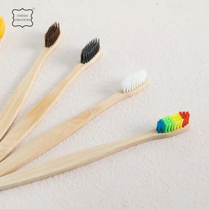 Brosse à dents en bois biodégradable super douce pour adultes Charbon de bambou naturel avec poils doux - Product Image 5