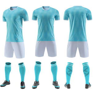 Uniformes de Fútbol Personalizados por Sublimación, 100% Poliéster Malla, Calidad Premium, Logotipo y Diseño Personalizados, Ropa Deportiva Unisex para Adultos - Product Image 2