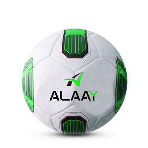 ลูกฟุตบอลคุณภาพสูง ผลิตจากวัสดุ PU เชื่อมด้วยความร้อน ออกแบบตามสั่ง ขนาดมาตรฐานเบอร์ 4 และ 5 สำหรับการแข่งขันและการฝึกซ้อม - Product Image 4