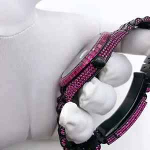 Montre-bracelet automatique VVS en saphir rouge unique Style Hip Hop Moissanite Diamond Antique Charm Buckle Limited Edition - Product Image 3