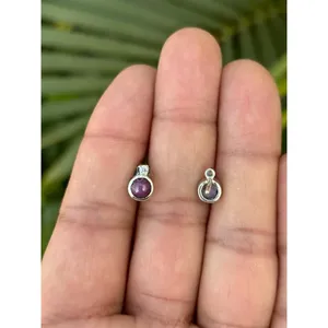 Pendientes de Plata 925 con Rubí Redondo, Baño de Oro, Forma de Bola con Engaste de Bisel e Incrustaciones de Diamantes para Compromiso, Certificados por IGI - Product Image 4
