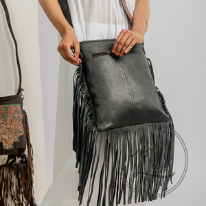 LW 2024 Vintage Bohemian Fashionable Leather Messenger Shoulder Bags Handmade Customizable Women Ladies Summer Winter Seasons - Product Image 3