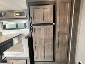 Usado, 2019, Forest River Rockwood Ultra Lite 2612WS - Product Image 3