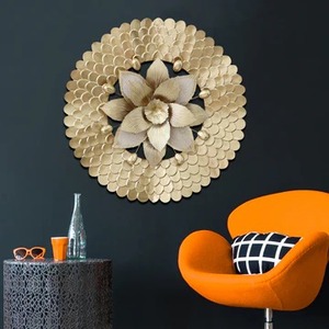 Art mural en métal floral tendance Décoration moderne pour la maison Pièce maîtresse Design élégant pour le salon la chambre ou le bureau - Product Image 5