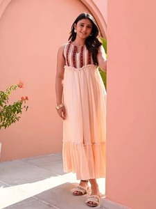 ชุดเดรสยาวสไตล์อินเดียทำมือชุดเดรสปาร์ตี้สไตล์โบโฮสำหรับผู้หญิงของขวัญเจ้าสาวแบบมีสไตล์ - Product Image 3