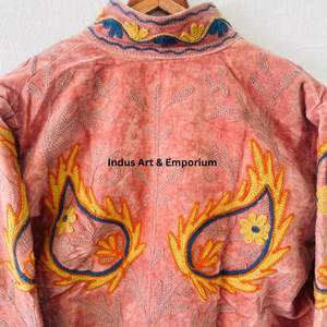 Chaqueta Suzani India Hecha a Mano, Chaqueta Corta Bordada a Mano, Abrigo Unisex, Chaqueta Corta Suzani Hecha a Mano - Product Image 2