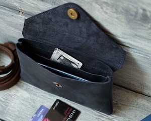 หนังเอวผู้หญิงขนาดเล็ก Fanny Pack เข็มขัดสีดํากระเป๋า Fanny Pack ของขวัญสะโพกสําหรับการเดินทางรายวัน LWB-0011C - Product Image 6