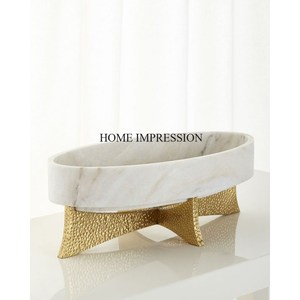 Base de designer unique en aluminium moulé plaqué or avec bol en marbre blanc de forme ronde pour le service de nourriture et de salade au meilleur prix - Product Image 5