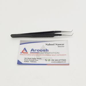 Pinzas para Pestañas Profesionales de Acero Inoxidable con Recubrimiento Negro Brillante de 90 Grados, Logotipo Personalizado, Sostenibles - Product Image 6