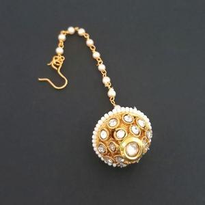 Apurva 1504103 Joyería fina para la frente Perlas y piedra Borla Maang Tikka - Product Image 1