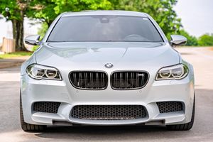แพ็คเกจ M5 คอมเพททิชั่น ปี 2016 กำลัง 575 แรงม้า เครื่องยนต์ทวินเทอร์โบ V8 - Product Image 2