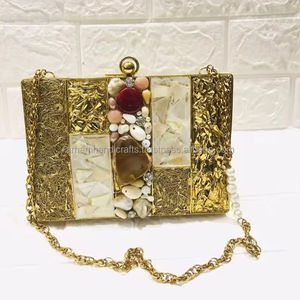 Vente en gros de sacs à main en nacre faits à la main de luxe pour femmes et filles au meilleur prix par LUXURY CRAFTS - Product Image 1