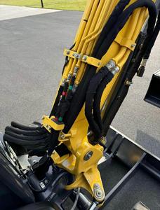 LIVRAISON GRATUITE  MINI-EXCAVATRICE YANMAR ViO45-6A 39 CV CLIMATISATION/CHAUFFAGE INCLUSES, BAGUES DE 12, 24, 32 POUCES, APPROUVÉE EPA CE, POURCHER ÉLECTRIFIÉ, 2 VITESSES, PLC - Product Image 6