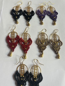 Super qualité mélange fil couleur goujon macramé boucle d'oreille bijoux faits à la main pour cadeau de mariage saint valentin porter pour toute la journée bijoux de bureau - Product Image 2